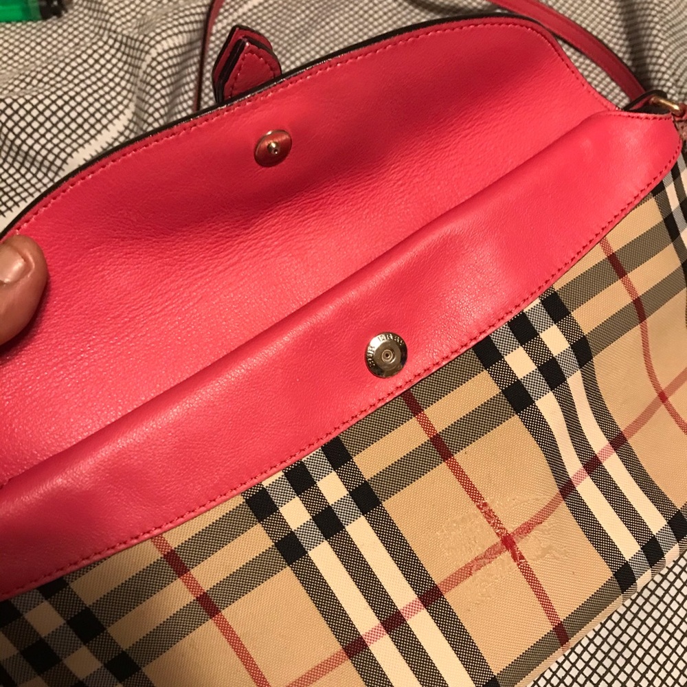 100%Authentic Burberry pocket book